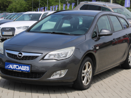 Opel Astra ST 1,4 TURBO 88 kW ENJOY